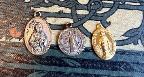 Vintage catholic protection - 3,