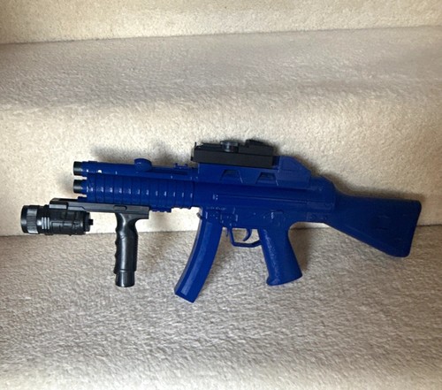 Blue plastic toy rifle blaster - blue,