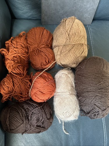450g brown knitting wool - 450g,