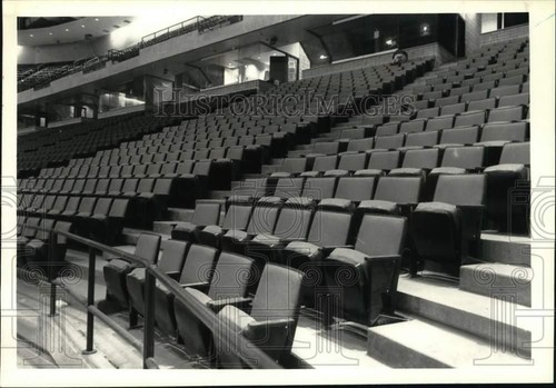 1990 press photo seats - 1990,