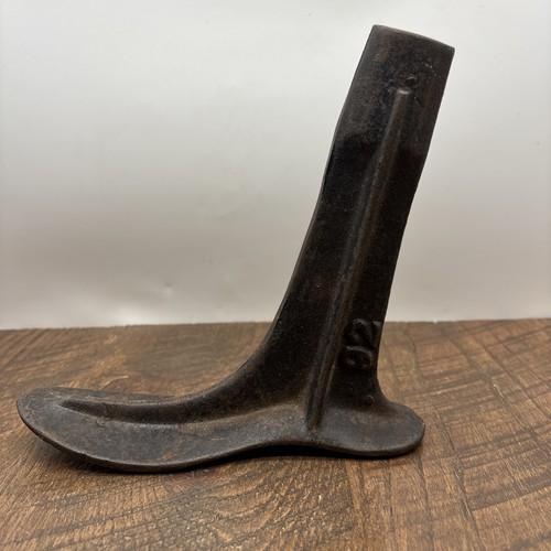 Vtg antique cast - cast, metal