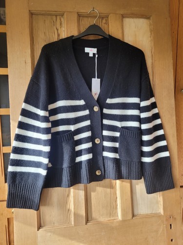 Sale bnwt the white - bnwt, company