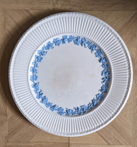 Wedgwood embossed queen ware - embossed,