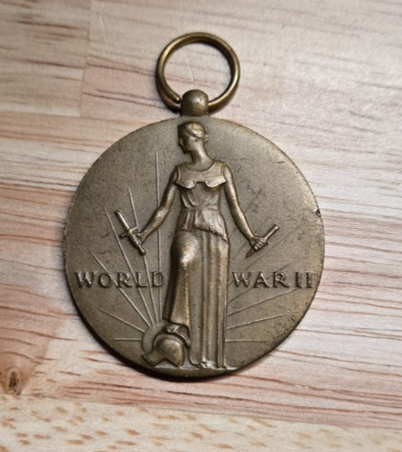 Wwii victory medal freedom - us,