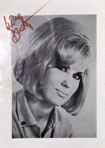 Dusty springfield signed - dusty,