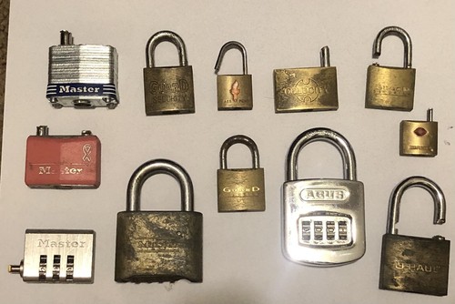 Brass locks lot - brass, 12