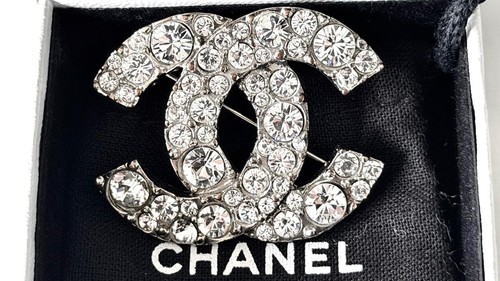 Chanel classic crystal - chanel,