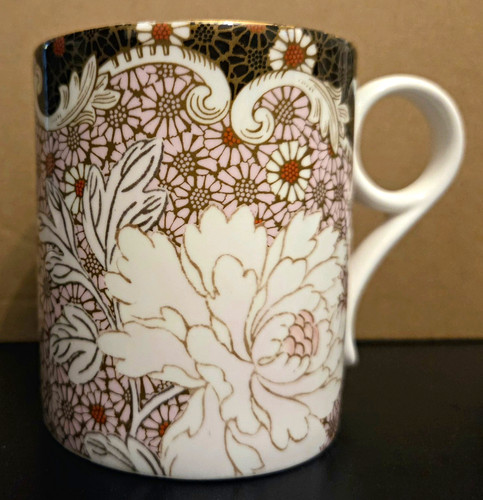 Wedgwood daisy bone china mug - daisy,
