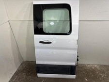 15-23 FORD TRANSIT 250 Rear