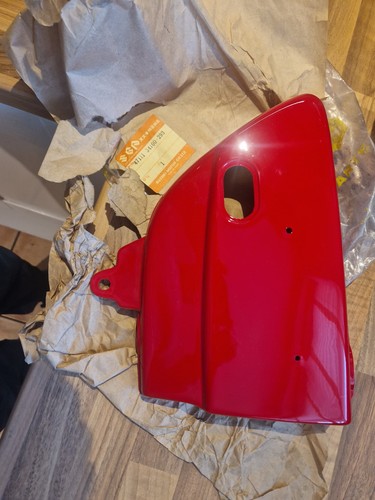 Suzuki gt380 gt550 side panal - suzuki,