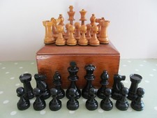 VINTAGE ANTIQUE WOODEN WEIGHTED CHESS SET STAUNTON PATTERN KING 87mm - COMPLETE