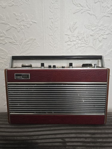 Roberts r606 vintage portable - roberts,