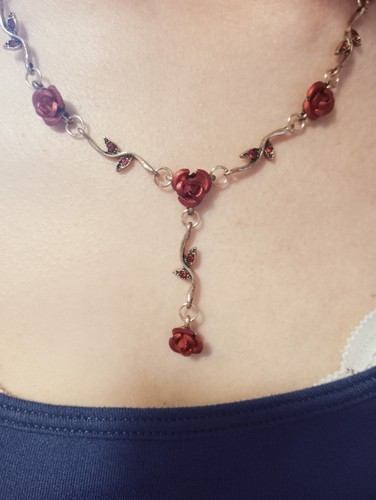 Vintage style red rose - red,