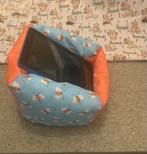Bumble bee ipad cushion - ipad,