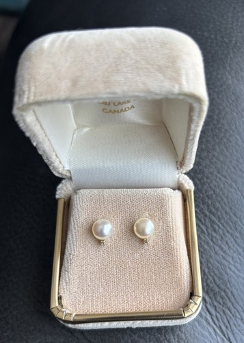Freshwater pearl and - pearl,