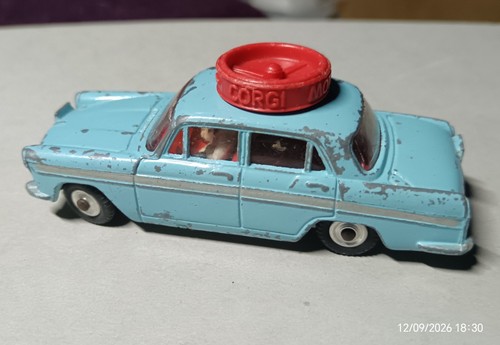 Corgi toys 236 austin - toys,