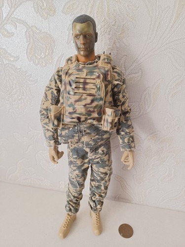 Armed forces royal marine - royal,