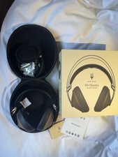 Meze 99 Classics Closed On Ear