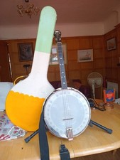 Remo Weatherking 4-String Banjo with Hard Case