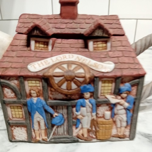 Pub teapot the lord - teapot,