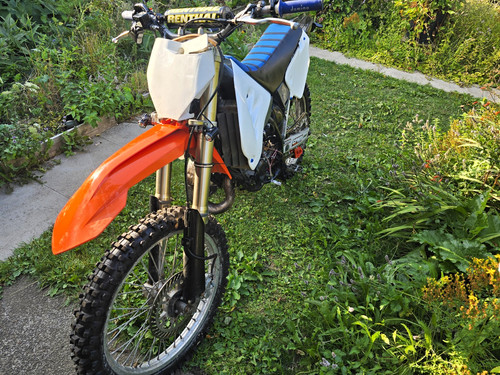 Road legal husqvarna cr125 - road,