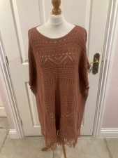 BEAUTIFUL FAT FACE PONCHO SIZE