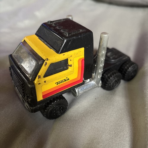 Vintage tonka truck - tonka,