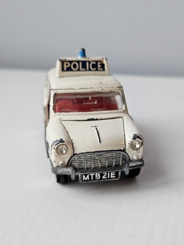 Vintage dinky toys 250 austin - dinky,