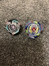 Hasbro Beyblade Burst Genesis Valtryek and Satomb V3 Bundle Barely Used