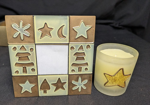 Glass mosaic photo frame and