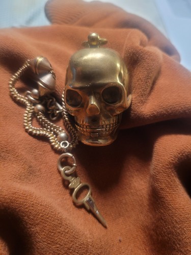 Memento mori style pocket - memento,