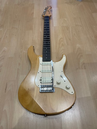 Yamaha pacifica natural - yamaha,