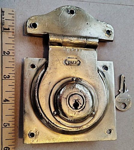 Antique yale brass - brass, lock