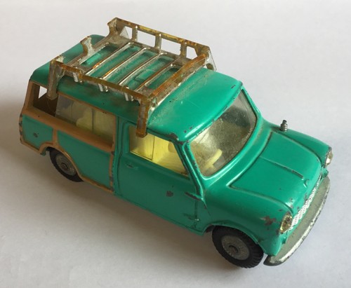 Corgi toys 485 austin - toys,