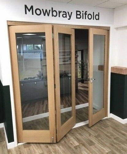 Oak bifold doors shaker - oak,