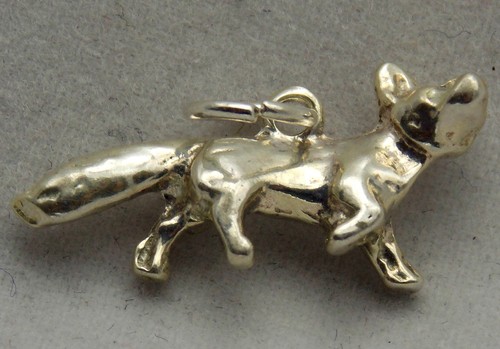 Sterling silver running - 3d,