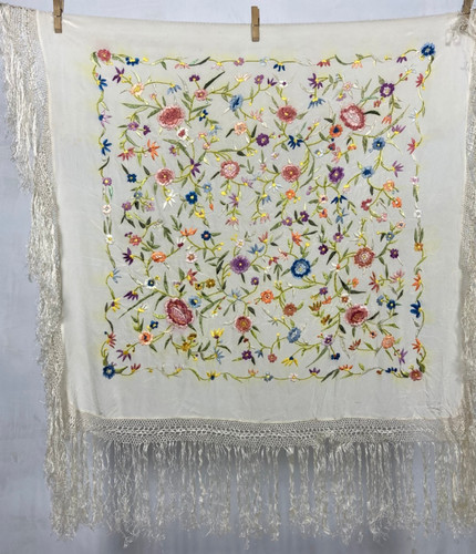 Vintage silk hand embroidered - vintage,