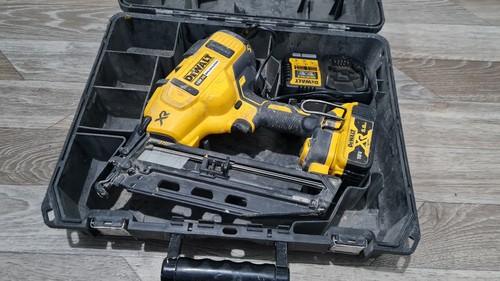 Dewalt dcn660 18v with - dewalt, xr