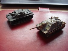 1/72 scale models x 2 German tank destroyers in green brown camouflage