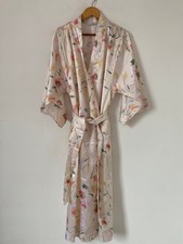 David Nieper Women Dressing