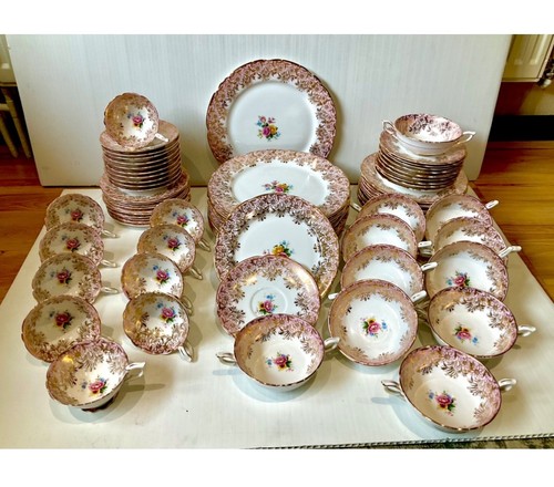Lot pieces royal - of,