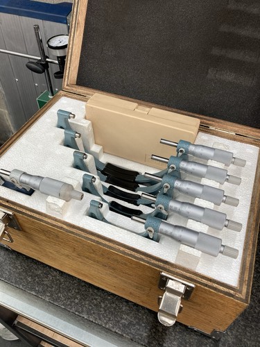 Mitutoyo 150 micrometer set - 0-150,