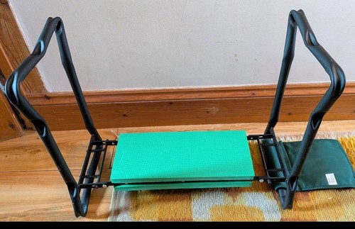 Green folding garden kneeler - folding,