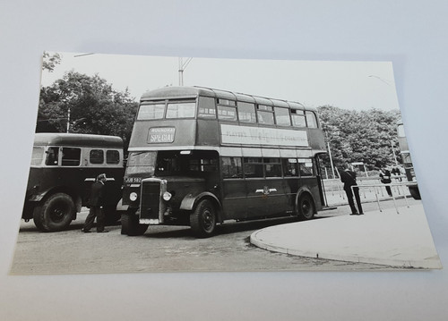 Leeds city transport daimler - transport,
