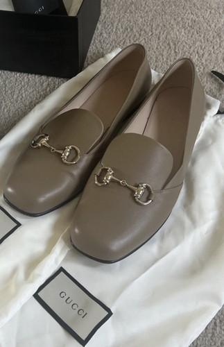 Ladies gucci horsebit beige - gucci,