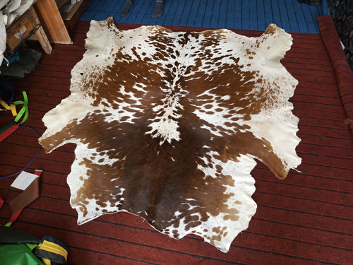 Brown white cowhide - white,