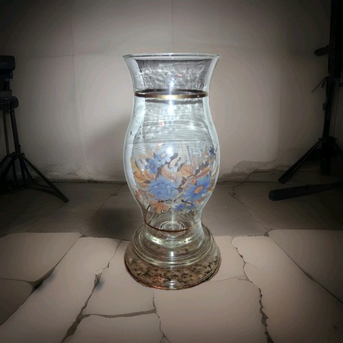 Vtg glass hurricane lamp - hurricane,