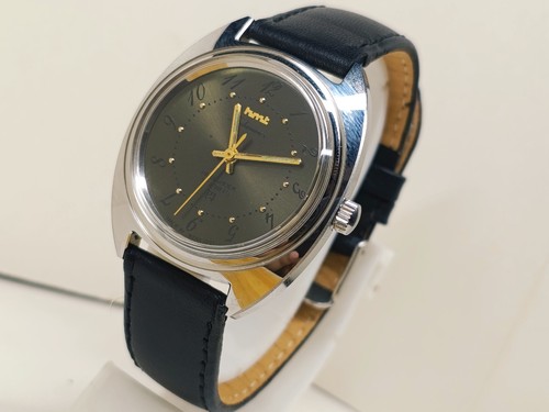 Hand winding vintage hmt - winding,