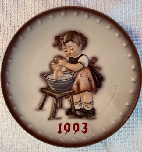 Hummel 1993 annual plate - -,