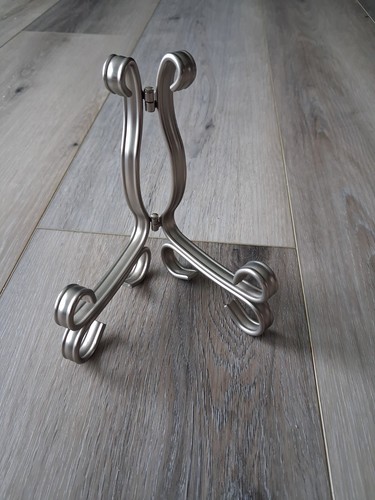 Silver tone plate stand ornate - silver,